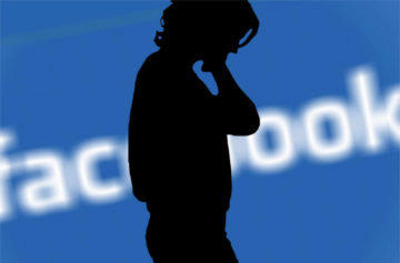 Změny na Facebooku přichází: Brzy půjdou zprávy permanentně vymazat