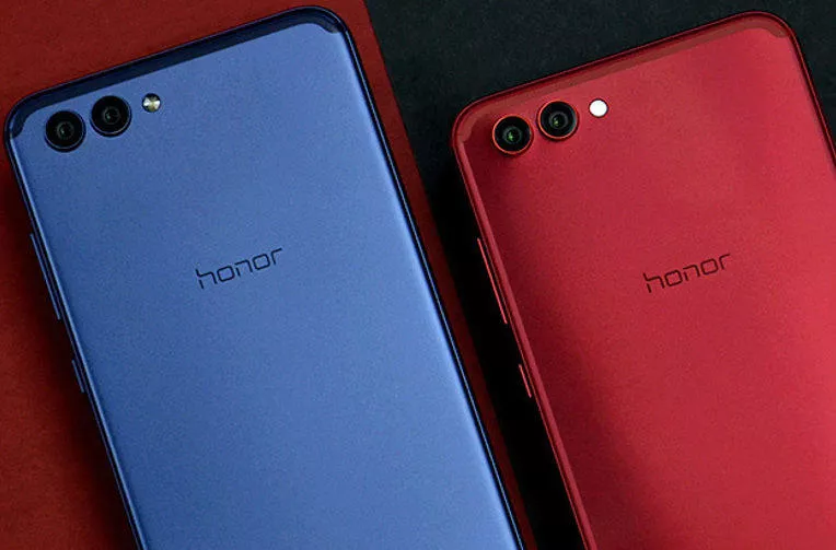 telefon honor 10 spekulace