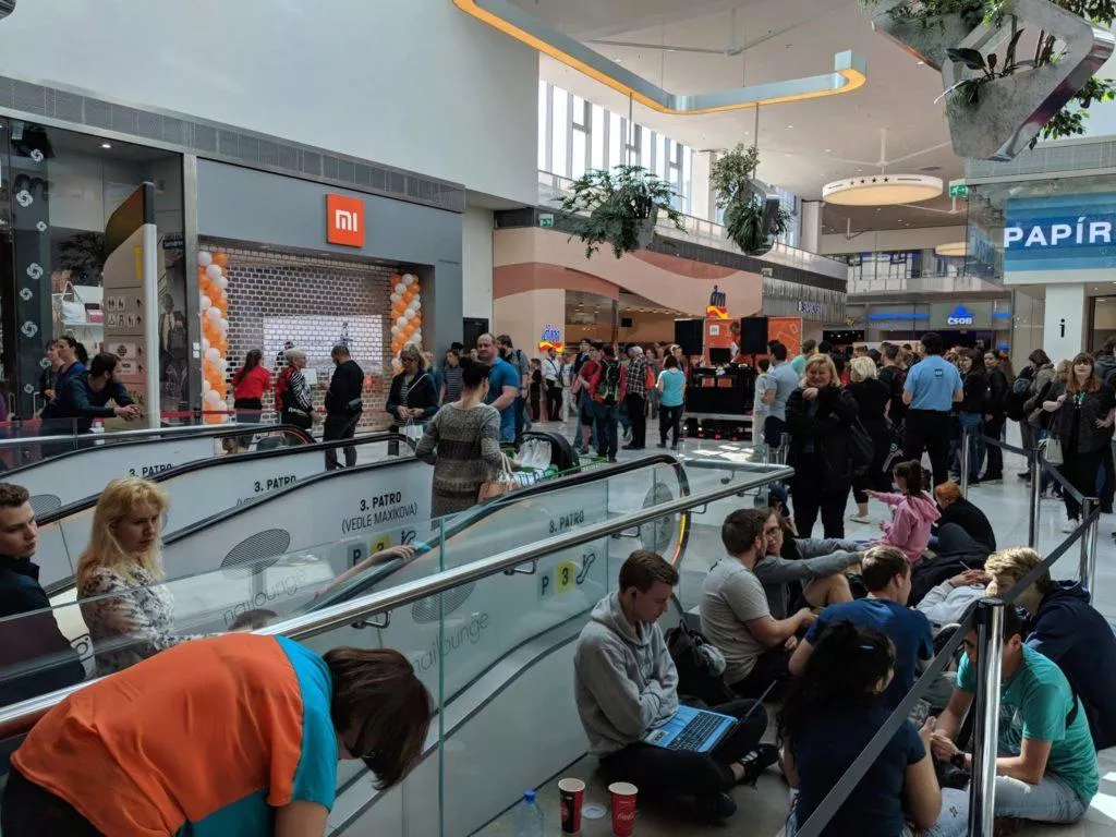 xiaomi mi store fronta