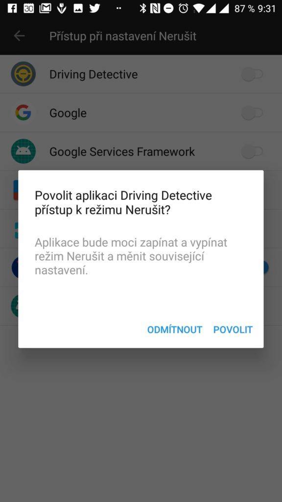 Povolit aplikaci Driving Detective přístup