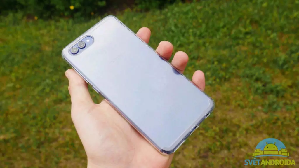 Recenze-Honor View 10-konstrukce-TPU pouzdro