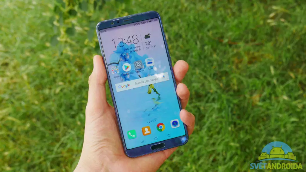 Recenze-Honor View 10-konstrukce-predni strana-1