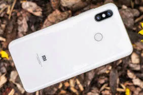 xiaomi mi 8 recenze