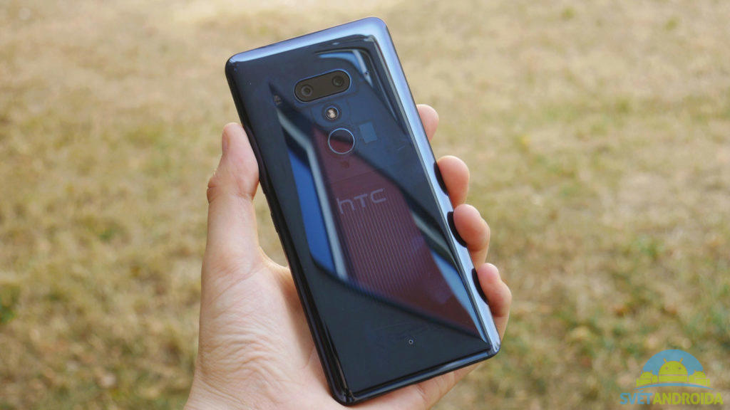 HTC U12 Plus zadní strana
