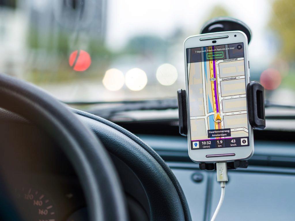 Při používání GPS hrají velkou roli v celkové spotřebě také další komponenty Při používání GPS hrají velkou roli v celkové spotřebě také další komponenty