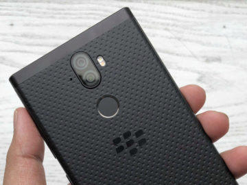 BlackBerry Evolve X představení: Bezpečnost, velká baterie a Android Oreo
