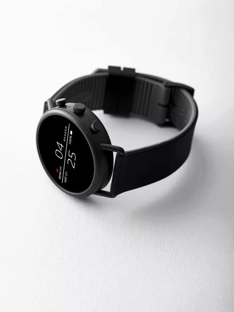 chytre wear os hodinky skagen