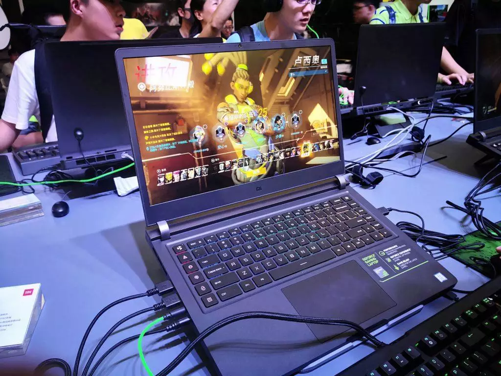 herni notebook xiaomi mi notebook pro 2
