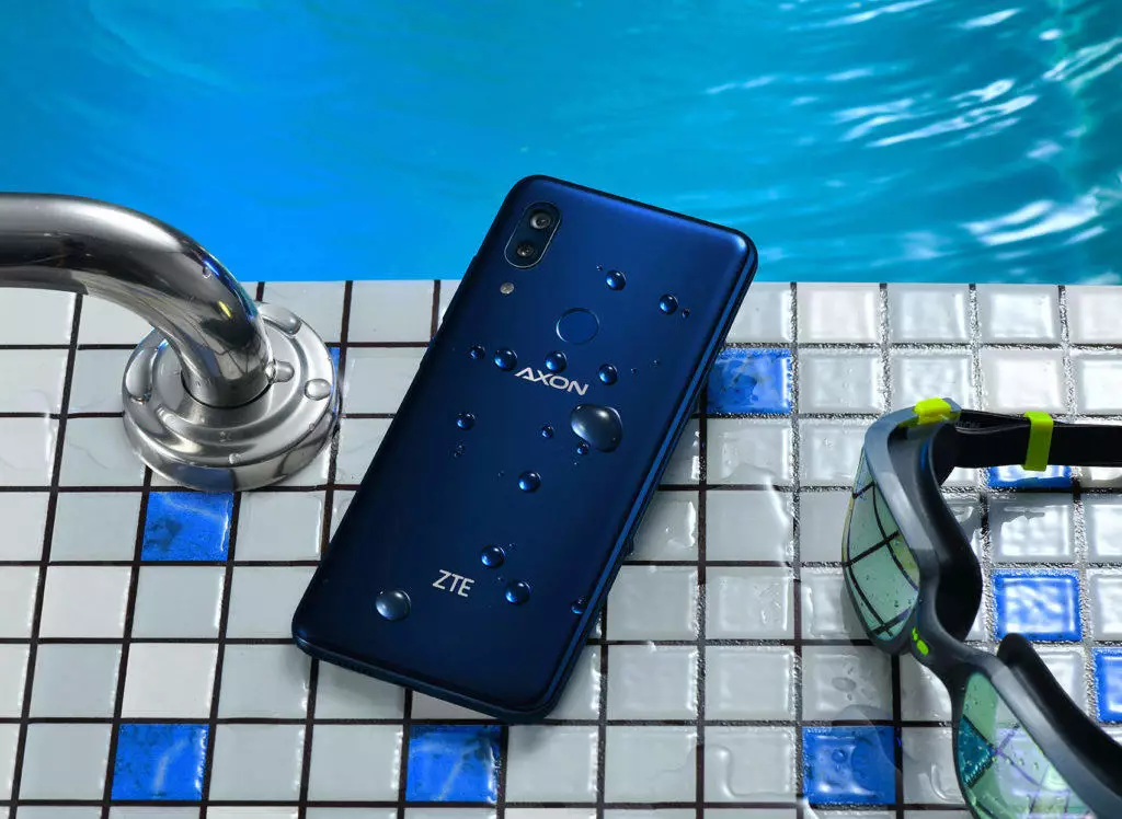 zte axon 9 vodeodolnost