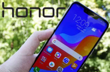 První pohled na Honor Play: Kovový telefon se skvělými parametry a nízkou cenou