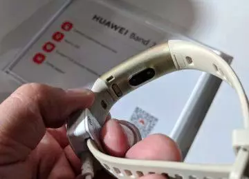 Huawei Band 3 Pro spodní strana