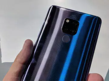 huawei mate 20 x zadni strana