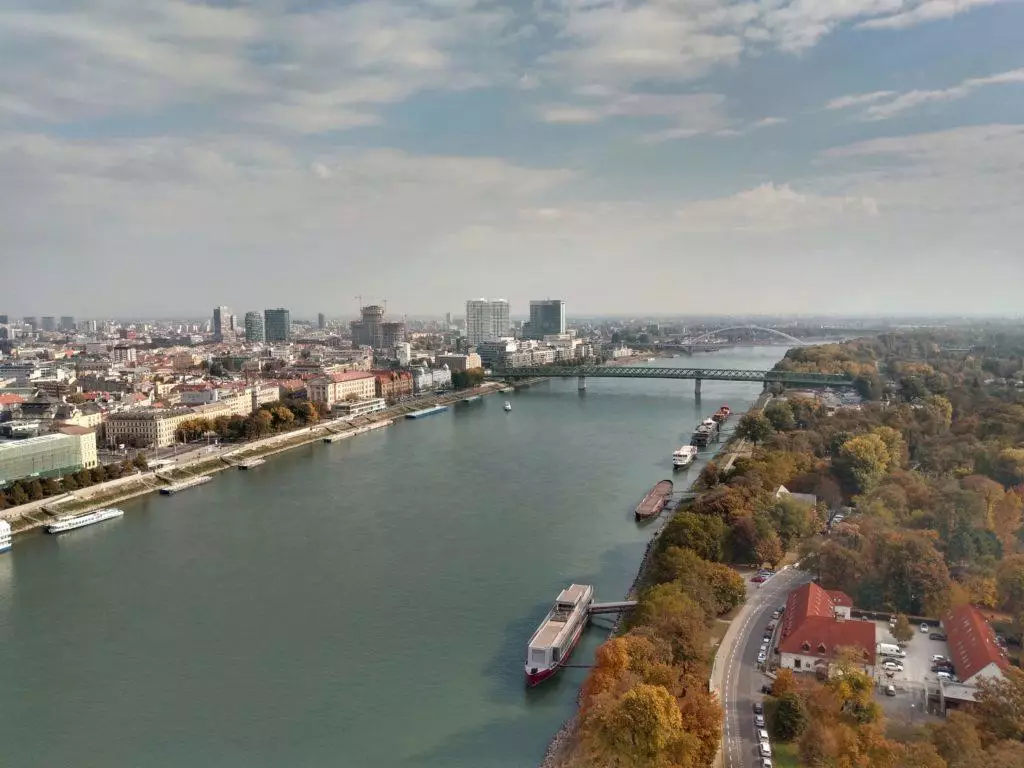 motorola one fotografie bratislava dunaj