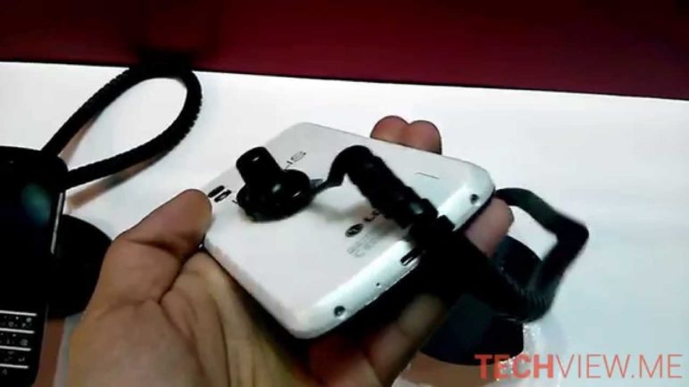 Hands on with the white Google Nexus 4