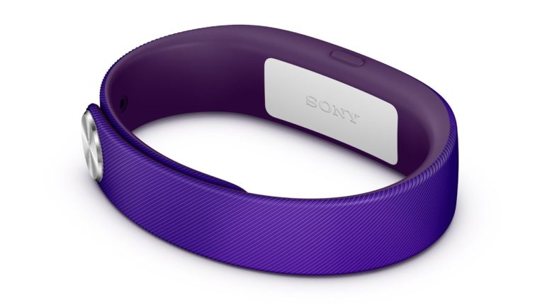 Log your life with SmartBand -- the innovative fitness and lifestyle wristband from Sony