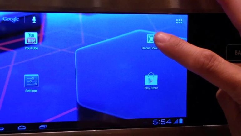 Mitts-on with the Dacor Android-powered oven