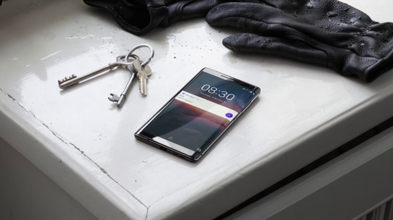 Nokia 8 Sirocco - displej telefonu a příchod notifikace