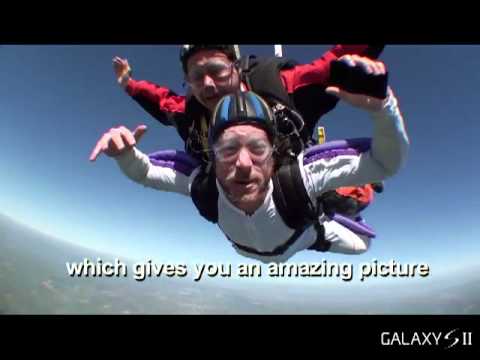 Samsung GALAXY S II -- Extreme Unboxing -- Skydiving