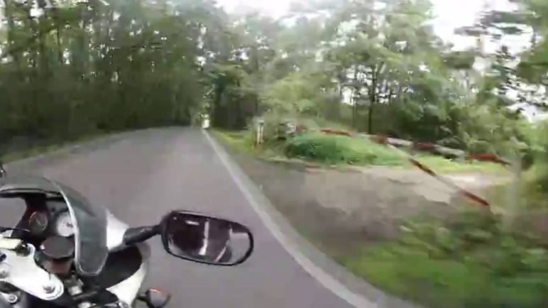Samsung Gear 360 - video z motocyklu