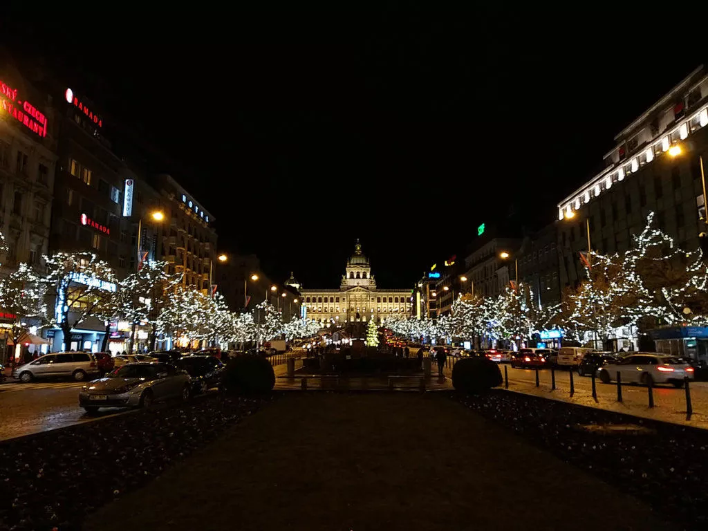 Samsung Galaxy A9 fotografie vaclavske namesti