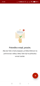 E-mail musíte potvrdit klepnutím na odkaz