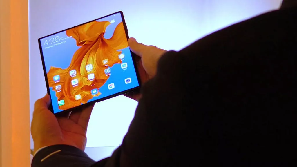 Huawei Mate X displej v tablet rezimu