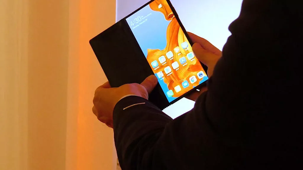 Huawei Mate X ohybani displej
