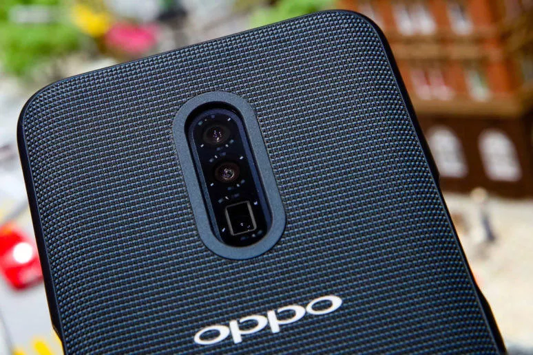 oppo 10x periskopicky zoom