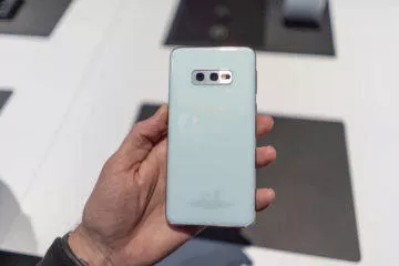 samsung galaxy s10e zadni strana