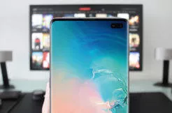 samsung neuhlidal reklamu na galaxy s10 unik informace