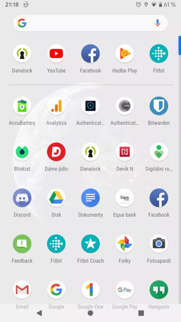 Android Q menu s aplikacemi
