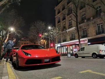 Ferrari huawei p30 pro fotografie