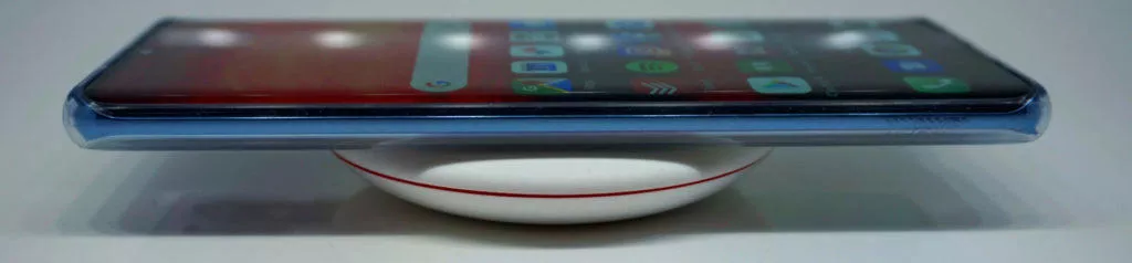 Bezdrátová nabíječka Huawei CP60 nabijeni telefonu huawei