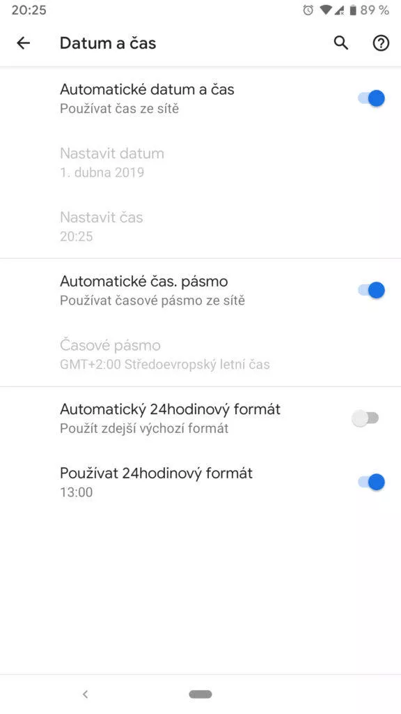 Jak nastavit čas na telefonu?