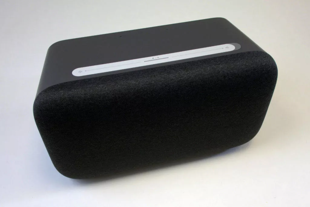 Google Home Max design