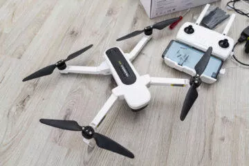 Hubsan Zino rozloženy dron