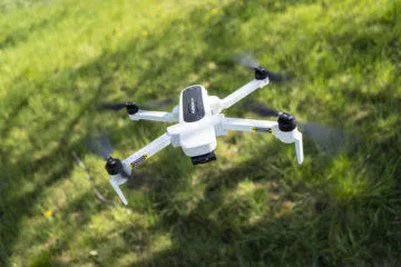 Letání s dronem Hubsan Zino