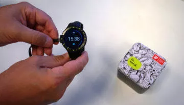 Mobvoi Ticwatch S nabijeni