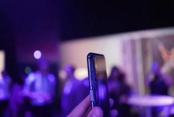 Telefon Honor 20 Pro ctecka