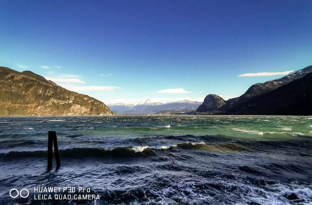 Huawei P30 Pro denní světlo - fotoaparáty v mobilech