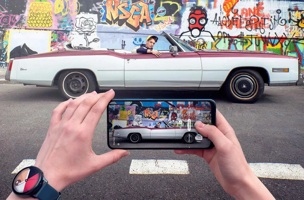 Ultra širokoúhlý záběr - fotoaparát v mobilu