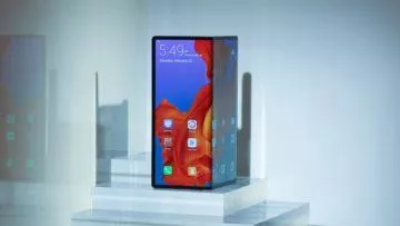 Huawei Mate X - ohebný telefon