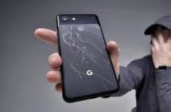 Poškrábané tělo telefonu