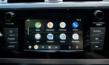 Android Auto - tmavý režim