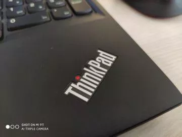 Xiaomi Mi 9T foto thinkpad