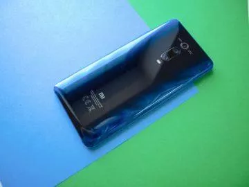 Xiaomi Mi 9T záda