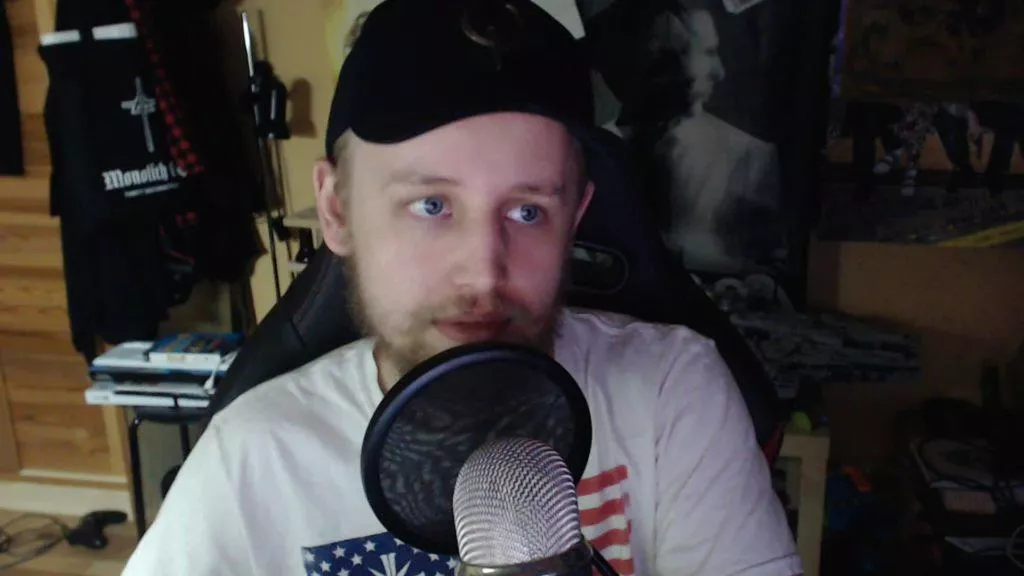 agraelus youtuber streamer