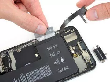 iphone 11 reverzní nabíjení