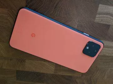 google pixel 4 oranžová barva