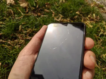 Pixel 4 krábance na displeji